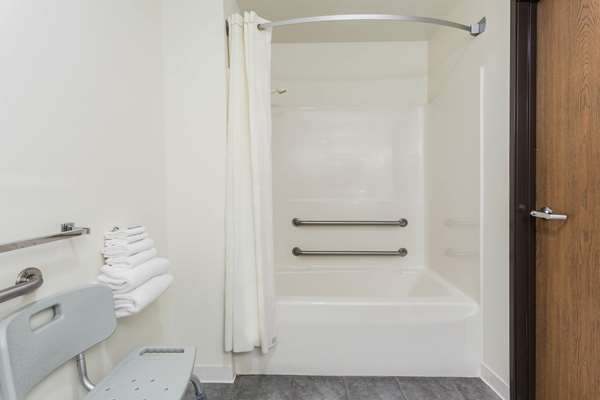  - Super 8 Hotel Reedsburg