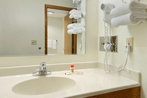  - Super 8 Motel Chillicothe