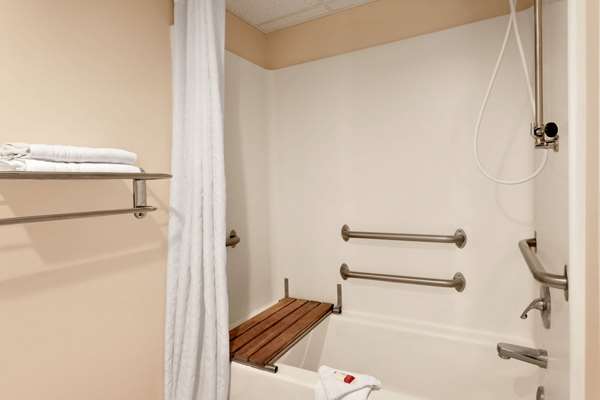  - Super 8 Motel Chillicothe