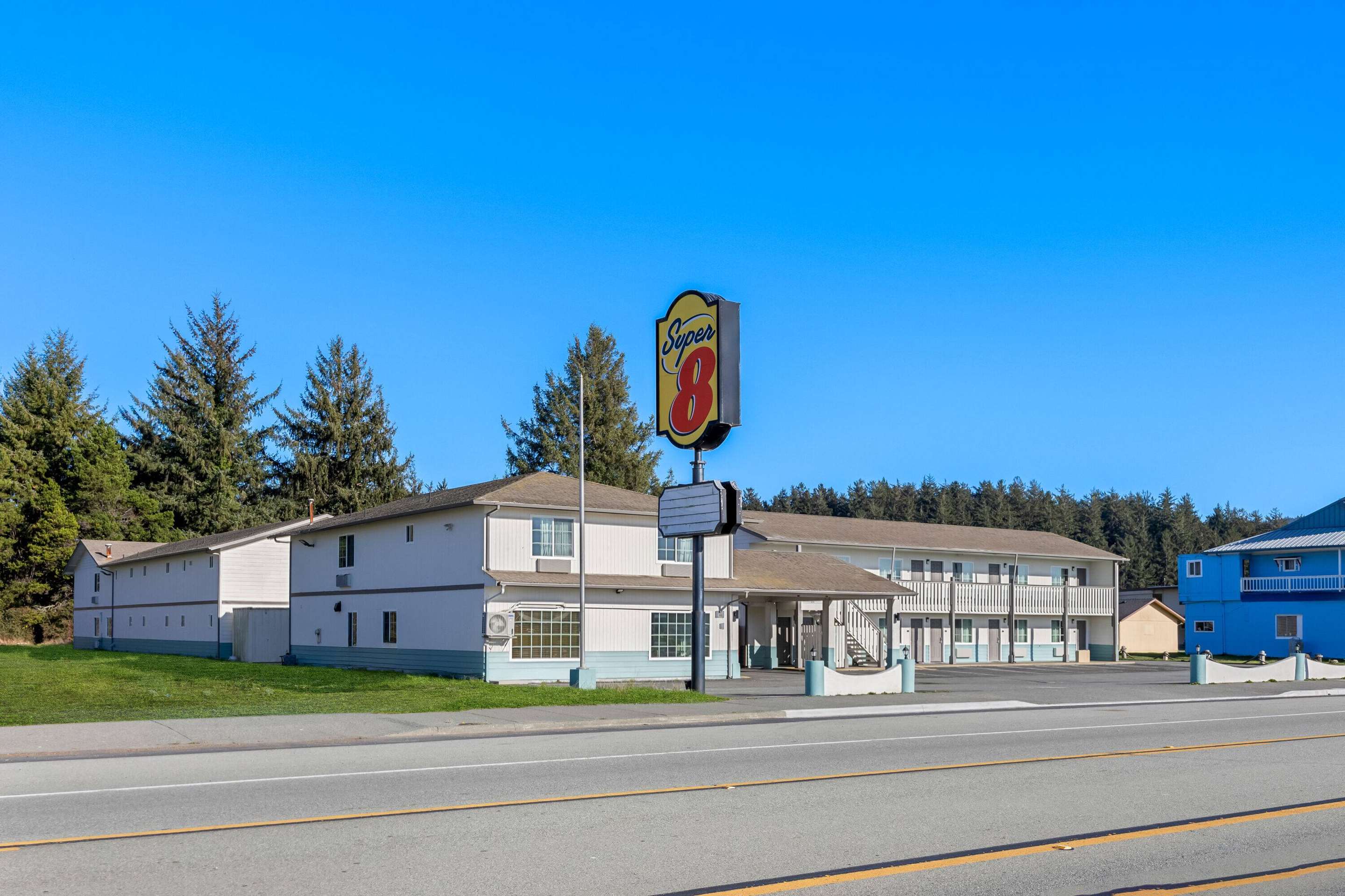 Exterior | Super 8 by Wyndham Crescent City