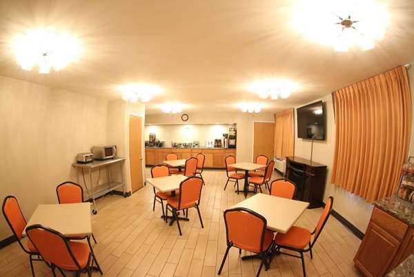  - Super 8 Hotel Portsmouth