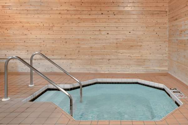 Pool - Super 8 Hotel Sparta - I-90, Exit 25