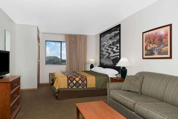  - Super 8 Hotel Sparta - I-90, Exit 25