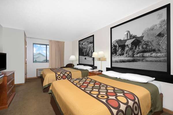  - Super 8 Hotel Sparta - I-90, Exit 25