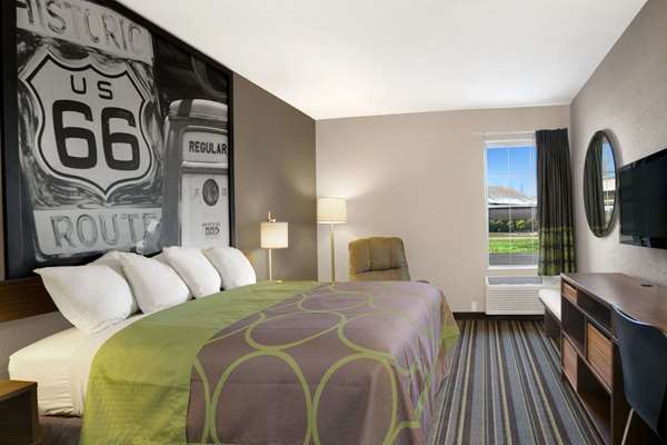  - Super 8 Motel Strafford - I-44, Exit 88