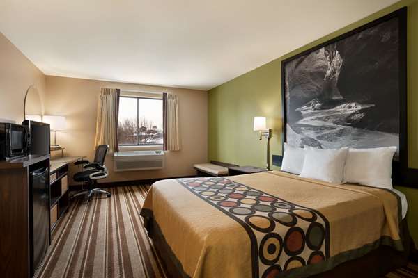  - Super 8 Hotel South Jordan - I-15, Exit 293