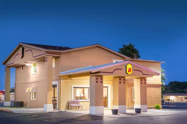 Exterior view - Super 8 Motel Temple - I-35, Exit 297