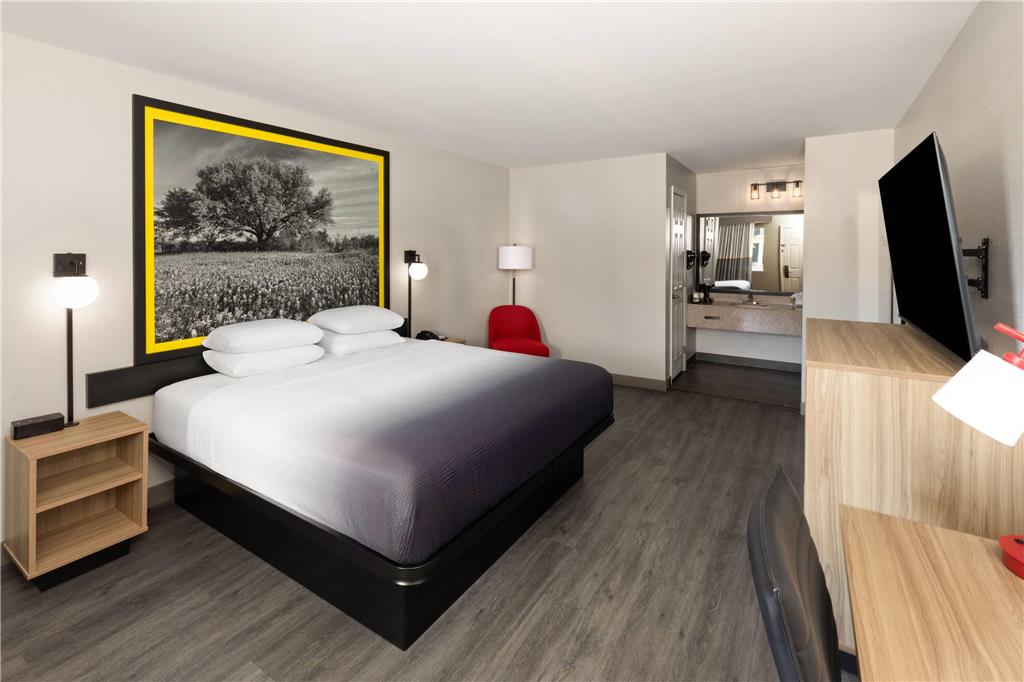 SUPER 8 BY WYNDHAM TEMPLE-guestroom-Guest Room,On-Site.jpg