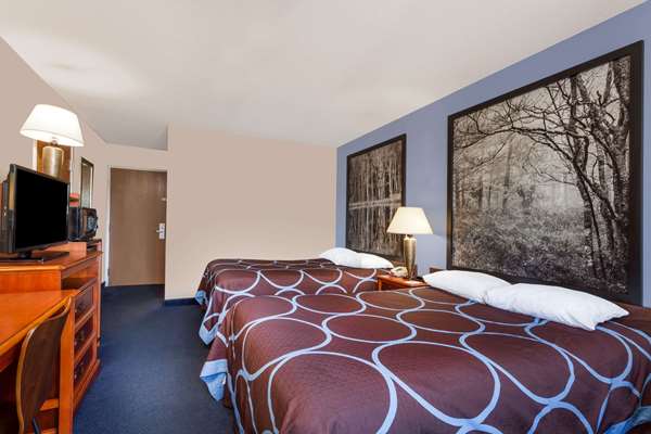  - Super 8 Hotel Adrian