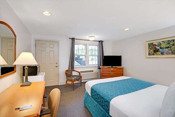  - Knights Inn Danvers