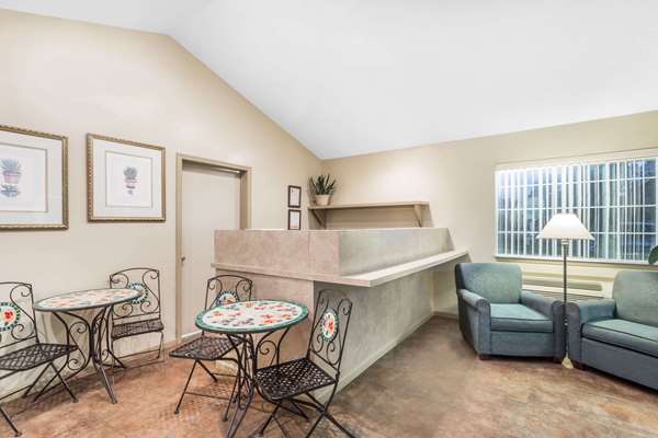  - Super 8 Motel Madison