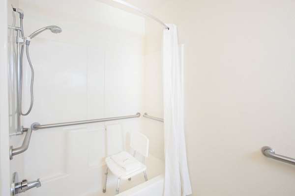  - Super 8 Hotel Yuma