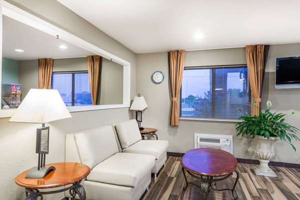  - Super 8 Hotel Independence