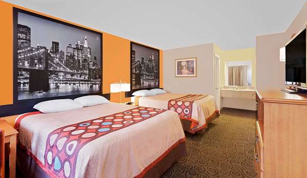  - Super 8 Motel Siloam Springs