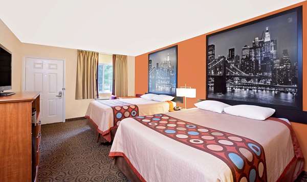  - Super 8 Motel Siloam Springs