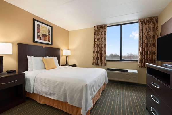  - Days Inn University Avenue Southeast Minneapolis - I-94, Exit 235B
