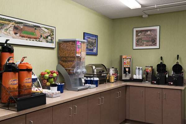 Restaurant - Days Inn University Avenue Southeast Minneapolis - I-94, Exit 235B