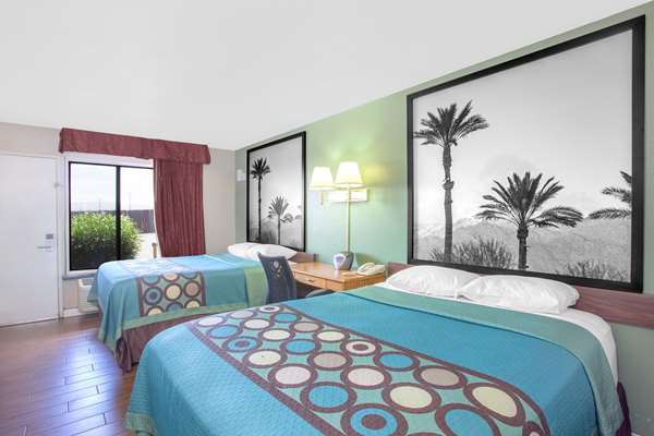  - Super 8 Motel Barstow - I-15, Exit 184