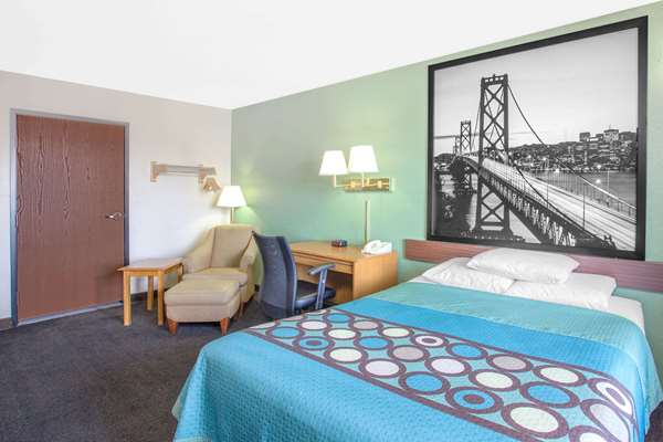  - Super 8 Motel Barstow - I-15, Exit 184