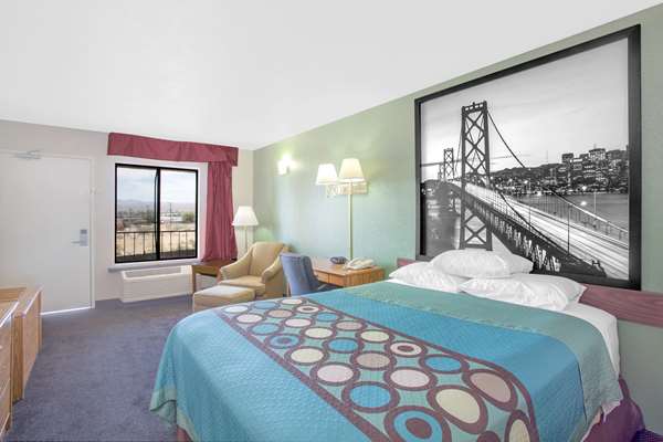  - Super 8 Motel Barstow - I-15, Exit 184