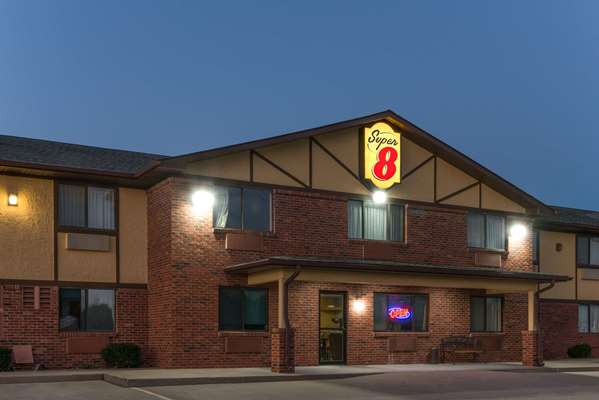 Exterior view - Super 8 Hotel Warrenton