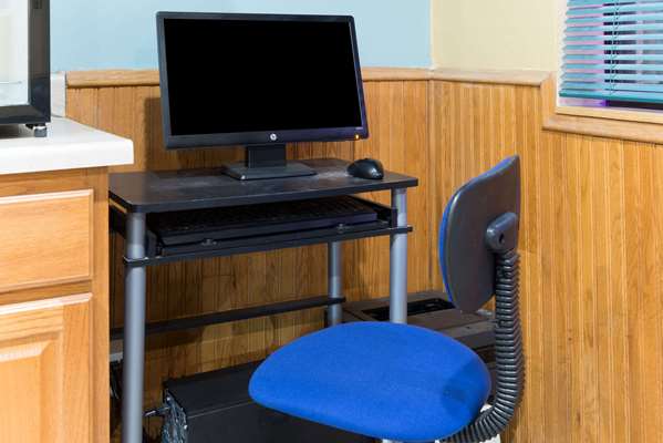 Conference Area - Super 8 Hotel Warrenton