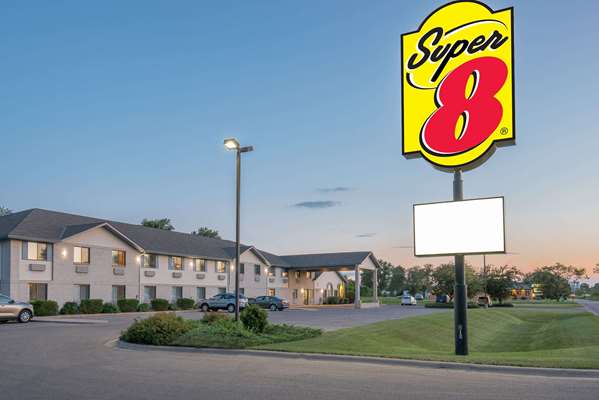Exterior view - Super 8 Hotel Morris