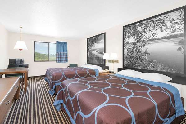  - Super 8 Hotel Morris