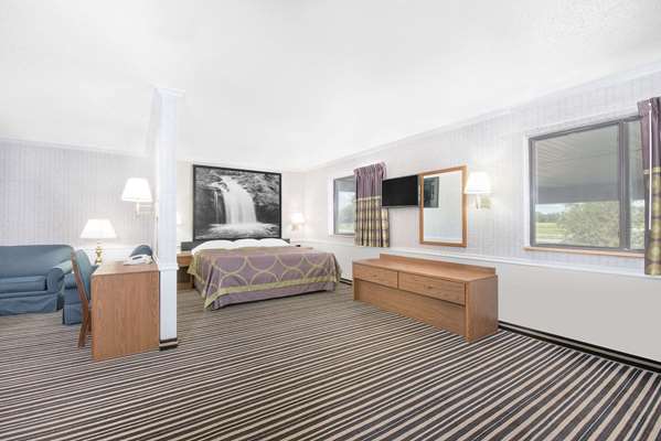  - Super 8 Hotel Morris