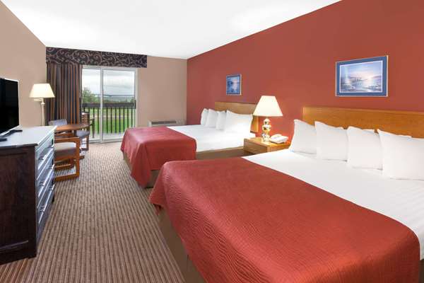  - Super 8 Hotel St Ignace - I-75, Exit 344