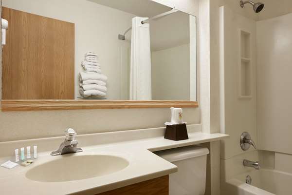  - Super 8 Hotel Johnstown