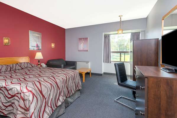  - Super 8 Hotel Mt Hope