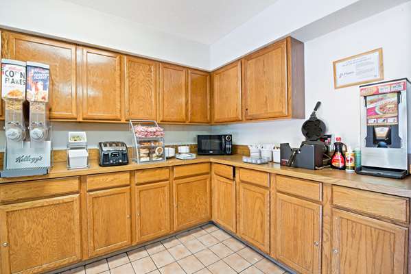  - Super 8 Hotel Plano