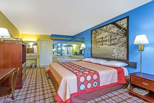 Suite - Super 8 Motel Jessup - I-95, Exit 41