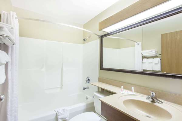  - Super 8 Motel Pounding Mill