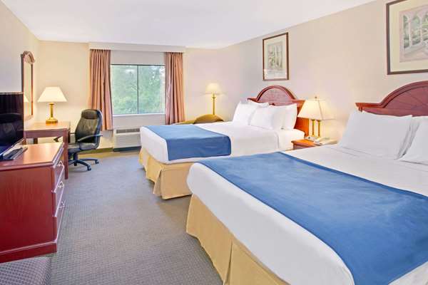  - Days Inn & Suites Laurel