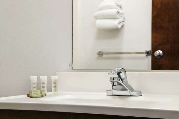  - Super 8 Hotel Bowling Green