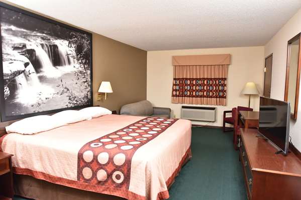  - Super 8 Hotel Battlefield Area Springfield