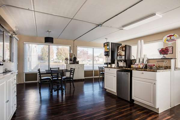  - Super 8 Motel Sevierville