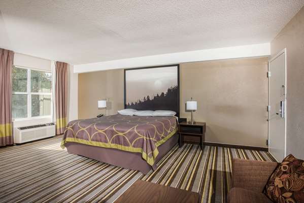  - Super 8 Motel Sevierville