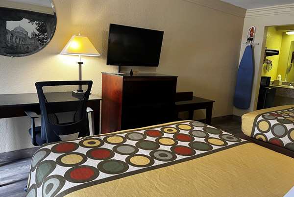  - Super 8 Motel Katy - I-10, Exit 745