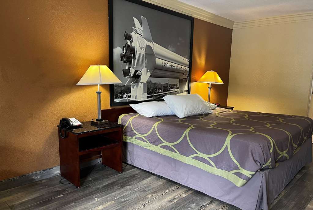Express Inn & Suites Houston Katy - Tap to explore photos