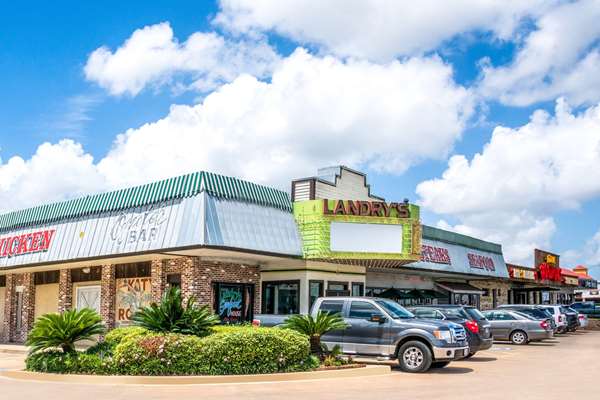  - Super 8 Motel Katy - I-10, Exit 745