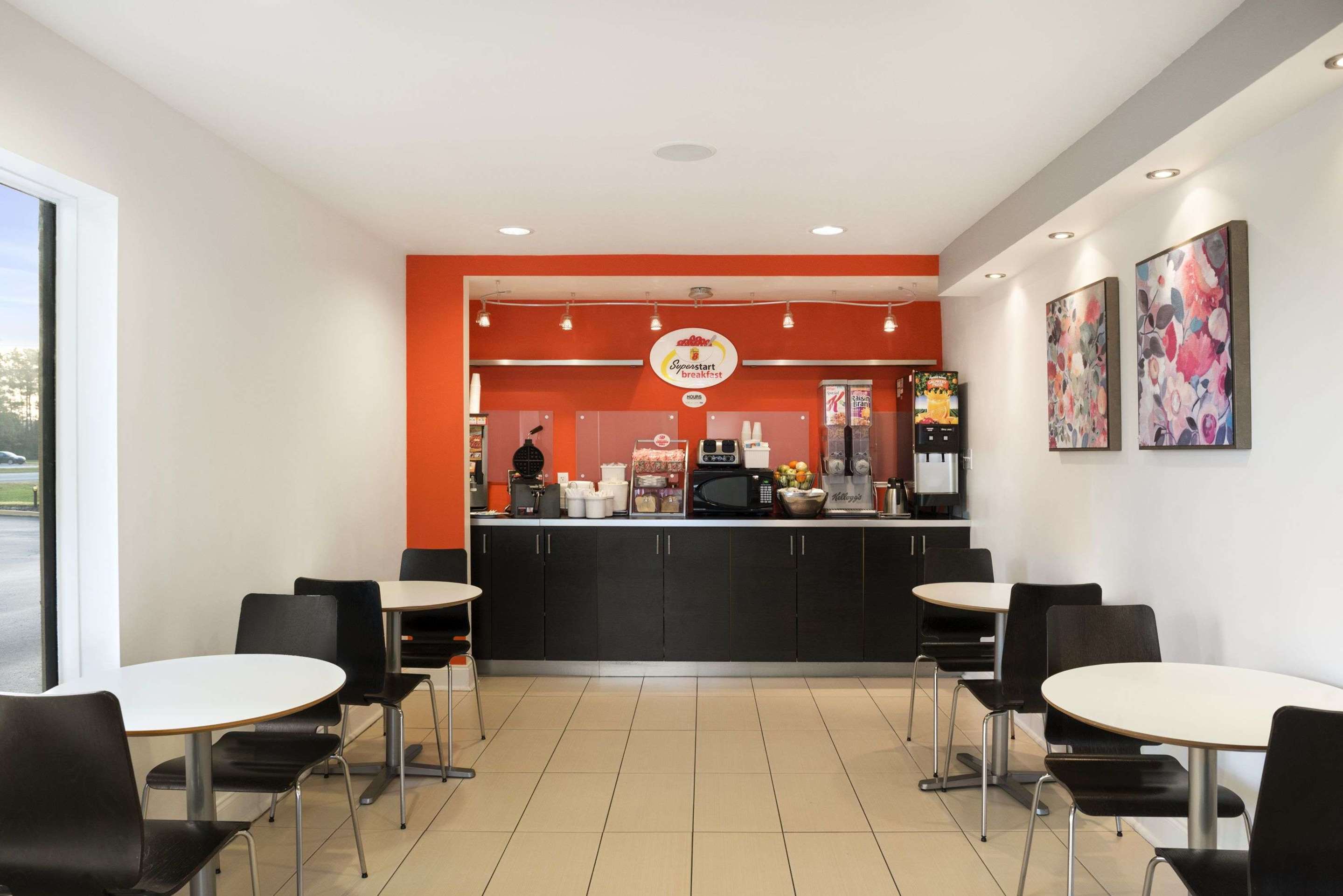 Breakfast Setup | Super 8 by Wyndham Ormond Beach