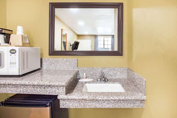  - Super 8 Motel Redlands - I-10, Exit 77