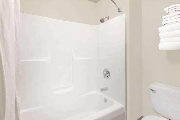  - Super 8 Hotel Bolivar