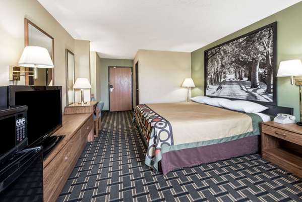  - Super 8 Hotel Greenville
