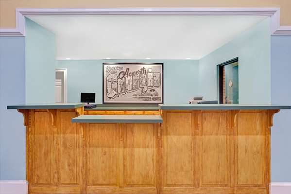  - Super 8 Motel Acworth - I-75, Exit 277