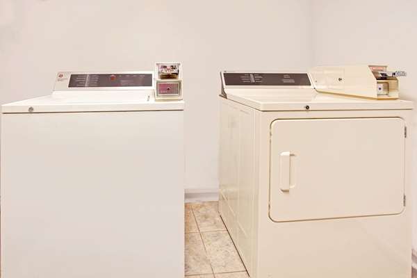 Amenities - Super 8 Motel Acworth - I-75, Exit 277