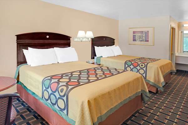  - Super 8 Motel Acworth - I-75, Exit 277